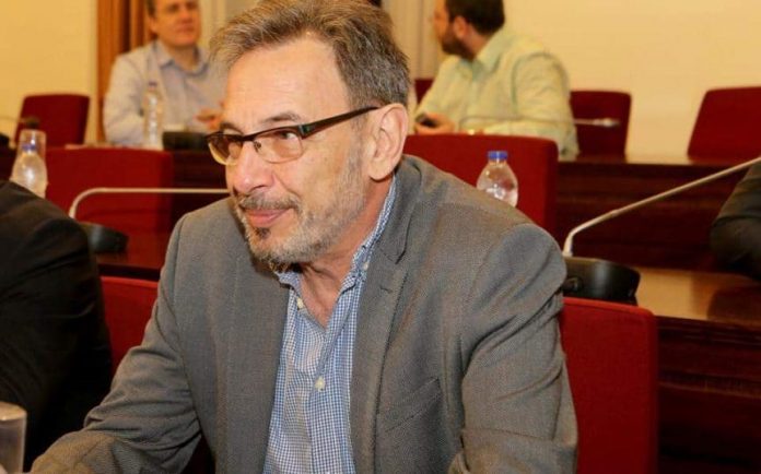 Παραιτήθηκε από πρόεδρος της ΕΡΤ ο Τσακνής