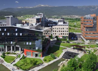 Στο στόχαστρο της ΑΑΔΕ επιχειρήσεις που μεταφέρουν εικονικά την έδρα τους στην Βουλγαρία