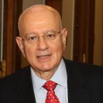 Παπαδημητρίου: Δεν κυνηγάμε εμείς τις επενδύσεις