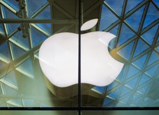 Apple: Καμπάνα $ 440 εκατ.