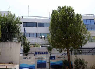 ΕΥΔΑΠ: Διαψεύδει τα περί απολύσεων