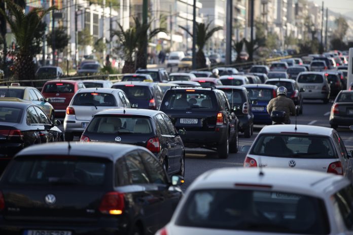 ΕΛΣΤΑΤ: Αύξηση στις πωλήσεις αυτοκινήτων