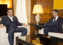 Μητσοτάκης: Άδειο κοστούμι… η έξοδος από τα μνημόνια Μητσοτάκης: Άδειο κοστούμι… η έξοδος από τα μνημόνια