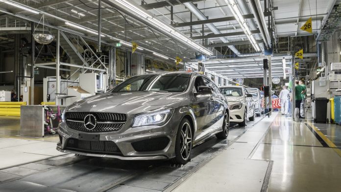 «Ντου» της Κομισιόν στα γραφεία Daimler και VW