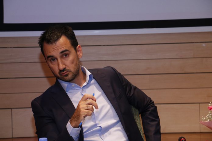 Συναντήσεις Χαρίτση στις ΗΠΑ με τραπεζίτες και επενδυτές