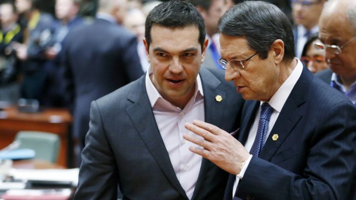 Τηλεφωνική επικοινωνία Τσίπρα-Αναστασιάδη ενόψει… Τραμπ