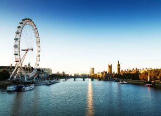 Βρετανία: Επιβολή προϋπολογισμού στη Β. Ιρλανδία