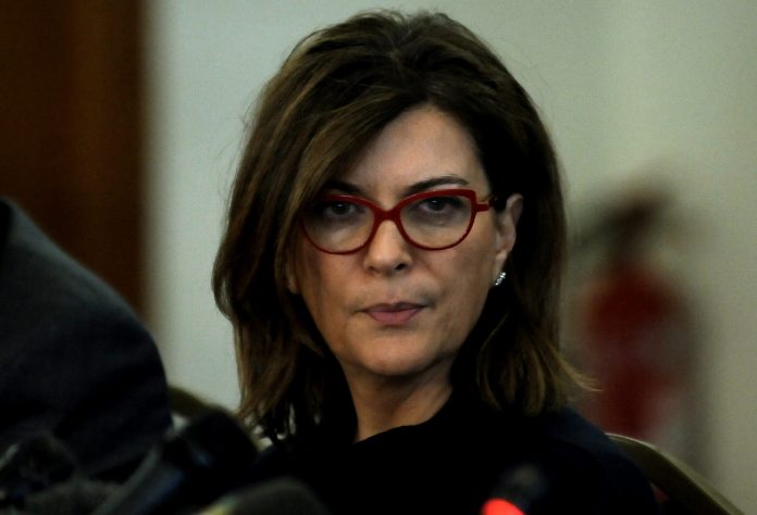 Υποσχέσεις Αντωνοπούλου για μείωση της ανεργίας Υποσχέσεις Αντωνοπούλου για μείωση της ανεργίας