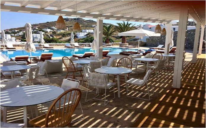 Οι ταξιδιωτικές υπηρεσίες κύριος μοχλός ενίσχυσης του ισοζυγίου αγαθών και υπηρεσιών για το δίμηνο Ιουλίου – Αυγούστου 2017