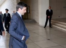 Επιφυλακτικοί οι θεσμοί πλεόνασμα - κοινωνικό μέρισμα
