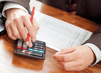 Μειώθηκαν κατά 25 δισ. ευρώ τα εισοδήματα των νοικοκυριών