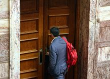 Τσακαλώτος προς ΔΝΤ: “With or without you…”