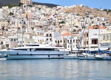 Σύρος: Το υπουργείο Τουρισμού στηρίζει κινηματογραφικές υποδομές