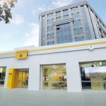 Στο e- branch της Τράπεζας Πειραιώς η Πρέσβης της Μ. Βρετανίας Στο e- branch της Τράπεζας Πειραιώς
