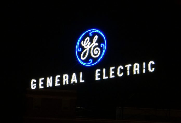 GE: Περιορισμός δραστηριοτήτων και απολύσεις