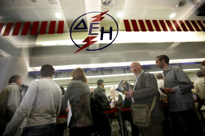 Σε έκδοση μηνιαίων λογαριασμών προχωρά η ΔΕΗ