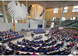 Εκπνέει η προθεσμία για συμφωνία στα γερμανικά κόμματα