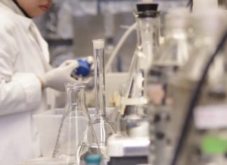 Ελληνική Χημική Βιομηχανία: Zητάει σταθερό επιχειρηματικό περιβάλλον