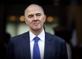 Μοσκοβισί: Προοπτικές για επιστροφή της Ελλάδας στις αγορές