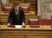 Πετρόπουλος: 250.000 συνταξιούχοι παίρνουν διπλή σύνταξη Πετρόπουλος: 250.000 συνταξιούχοι παίρνουν διπλή σύνταξη