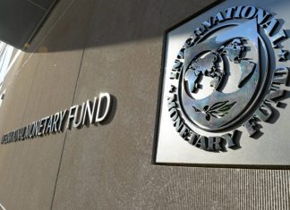 Η Αργεντινή ζητεί από το ΔΝΤ αναδιάταξη της οφειλής της