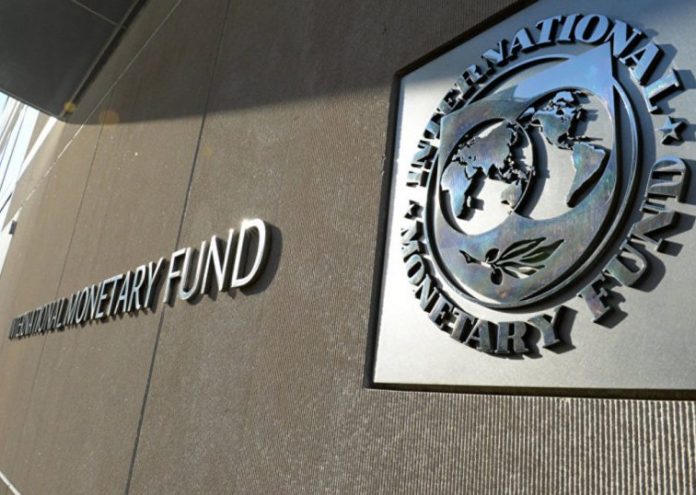 Η Αργεντινή ζητεί από το ΔΝΤ αναδιάταξη της οφειλής της