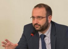 Πρόεδρος ΟΕΕ: Η φορολογία επιβαρύνει την ανταγωνιστικότητα Πρόεδρος ΟΕΕ: Η φορολογία επιβαρύνει την ανταγωνιστικότητα