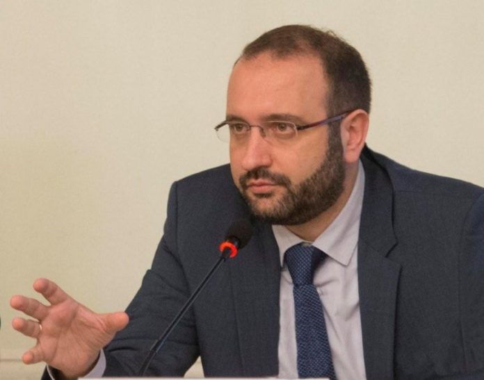 Πρόεδρος ΟΕΕ: Η φορολογία επιβαρύνει την ανταγωνιστικότητα