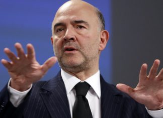 Ψήφος εμπιστοσύνης στον Πάντοαν από τον Μοσκοβισί