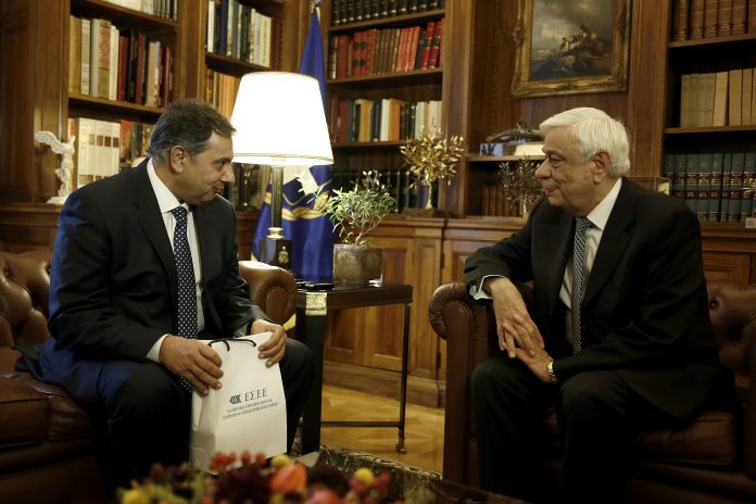 Συνάντηση Παυλόπουλου – Κορκίδη για τις μικρομεσαίες