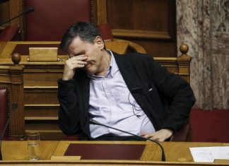 Ελληνικό και πλειστηριασμοί μπλοκάρουν τη δόση