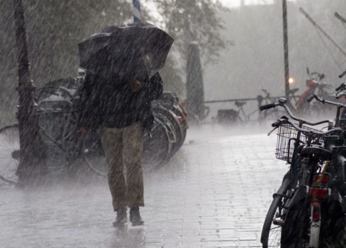 Διαδοχικά κύματα βροχοπτώσεων έως την Πέμπτη