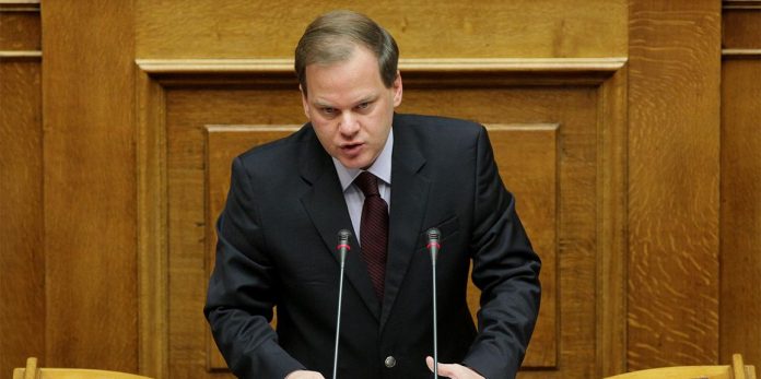 Κ. Καραμανλής: «Οι σκηνές στο Μετρό θυμίζουν εικόνα τριτοκοσμικού Κράτους»
