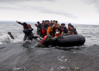 Παραδοχή από Αυστρία: «Εγκαταλείψαμε την Ελλάδα προσφυγικό»