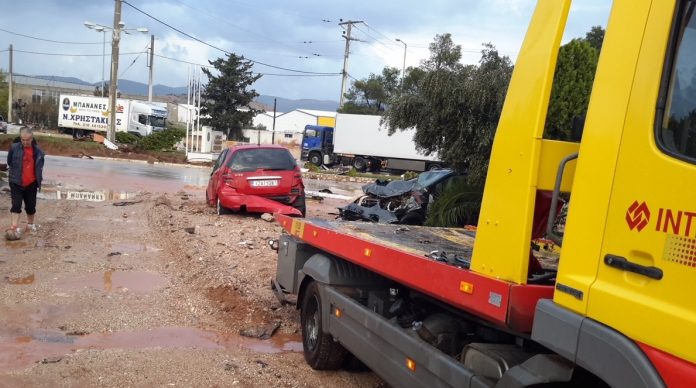 Interamerican: Με 10 οχήματα βοηθά τους πλημμυροπαθείς