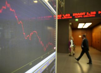 ΧΑ: Έναρξη εβδομάδας με ισχυρές απώλειες