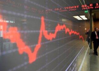 Άνοιγμα με πτώση στο Χρηματιστήριο Αθηνών