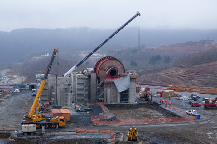 Η Εldorado «παγώνει» την επένδυση στις σκουριές