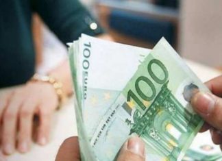 Κοινωνικό μέρισμα: 350.000 αιτήσεις… σε μία ημέρα