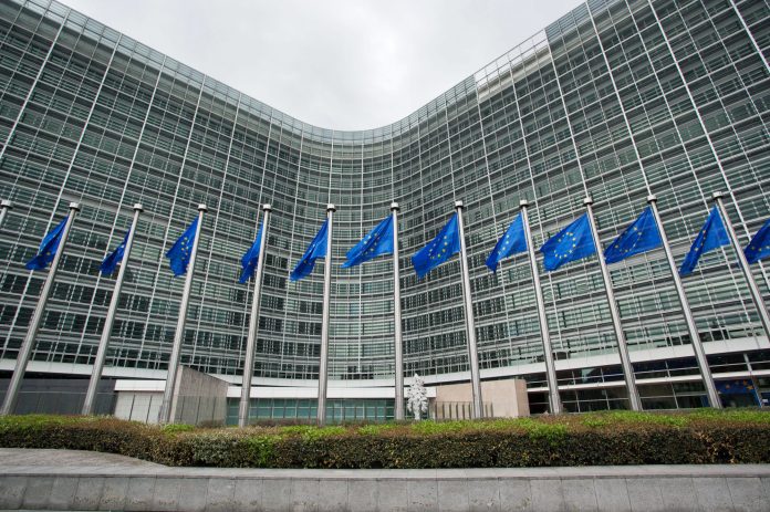Κομισιόν: Μεταρρυθμίσεις και μετά τη λήξη του προγράμματος