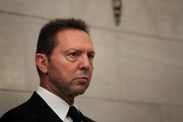 Στουρνάρας: Πώς η Ελλάδα θα γίνει πόλος ξένων επενδύσεων