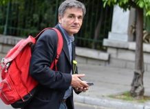 Αγώνας δρόμου για το κλείσιμο της αξιολόγησης
