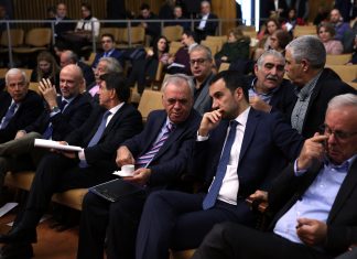 H κυβέρνηση προωθεί τη διασύνδεση της αγροδιατροφής με τον τουρισμό