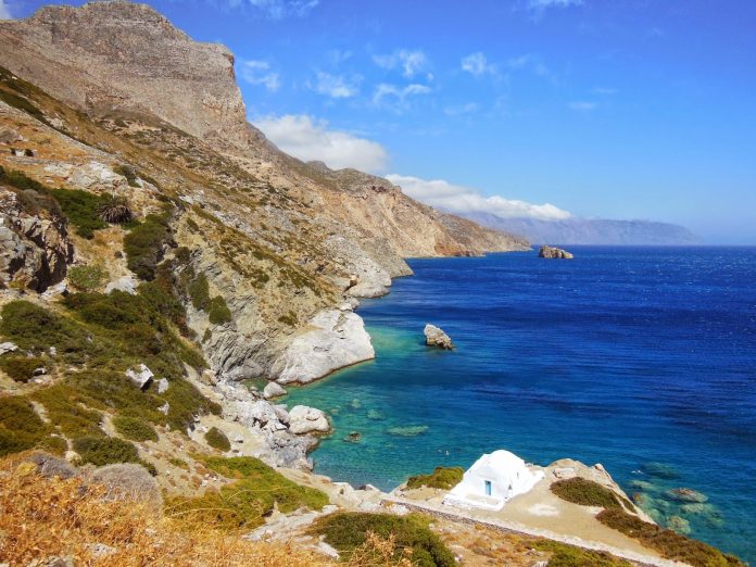 Guardian: Σημαντική επένδυση για τον τουρισμό η «επιστροφή» του Χόλιγουντ στην Ελλάδα