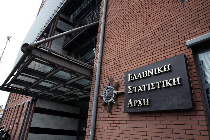 ΕΛΣΤΑΤ: Μείωση του δείκτη μισθολογικού κόστους