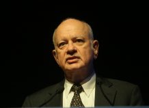 Παραδοχή Παπαδημητρίου: Εμπόδιο στην εξωστρέφεια