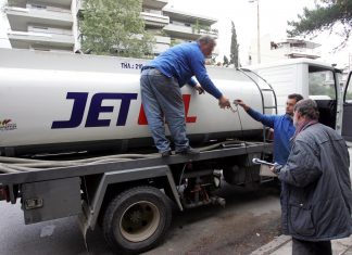 ΠΟΠΕΚ: Ζητάει μείωση του φόρου στο πετρέλαιο θέρμανσης