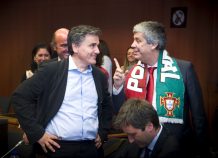 Spiegel: Ελπίδα για την Ελλάδα η εκλογή Σεντένο Ελπίδα για την Ελλάδα η εκλογή Σεντένο