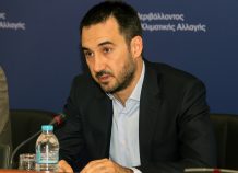 Αλ. Χαρίτσης: Δεν παύει η επιτήρηση Αλ. Χαρίτσης: Δεν παύει η επιτήρηση