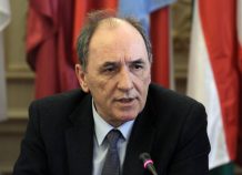 Στο κοινωνικό τιμολόγιο της ΔΕΗ οι δικαιούχοι του κοινωνικού μερίσματος Στο κοινωνικό τιμολόγιο της ΔΕΗ οι δικαιούχοι του μερίσματος